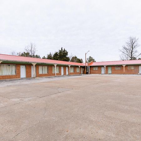 Oyo Hotel Holly Springs Ms Luaran gambar